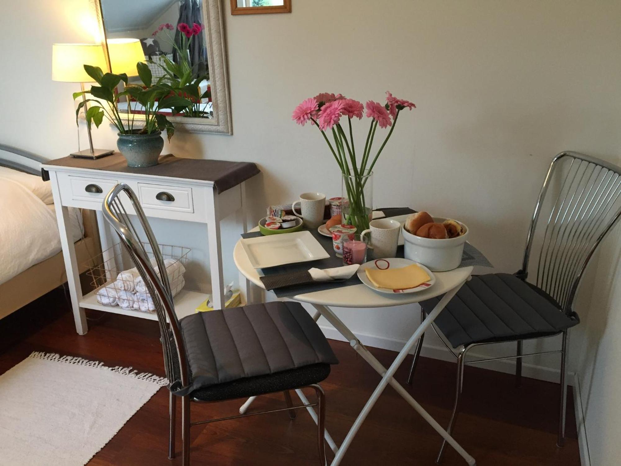 Room In אוס מראה חיצוני תמונה